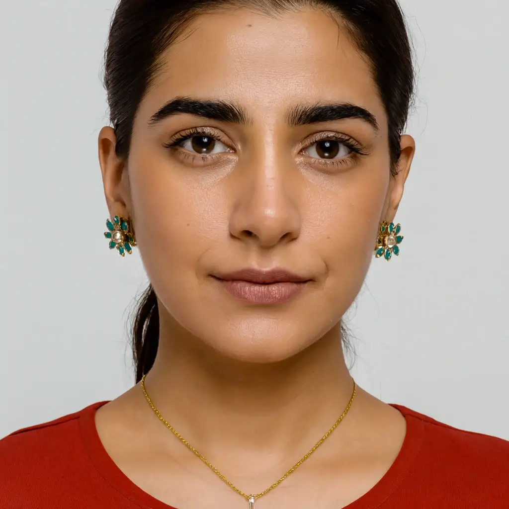 Elegant Gold-Plated Green Stone Floral Pendant & Earrings Set - Image 3