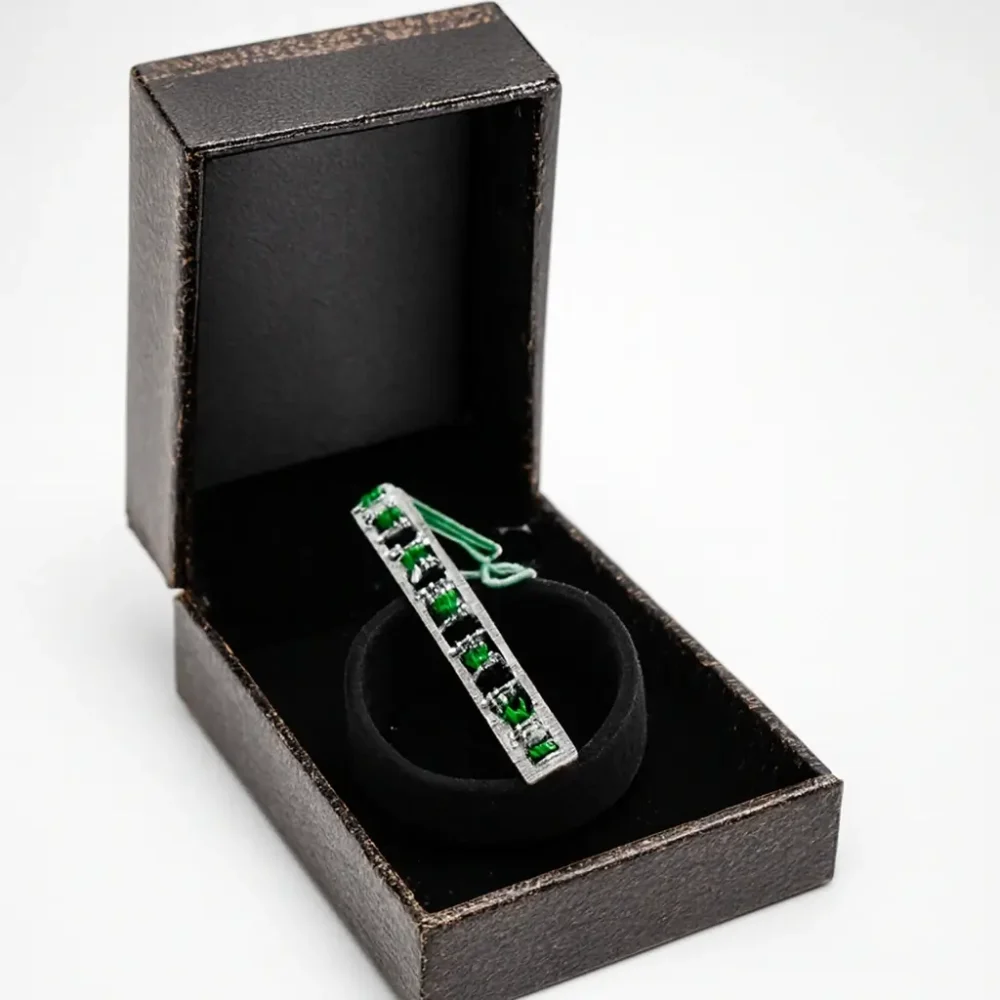 Shop Primary Image Shop Primary Image