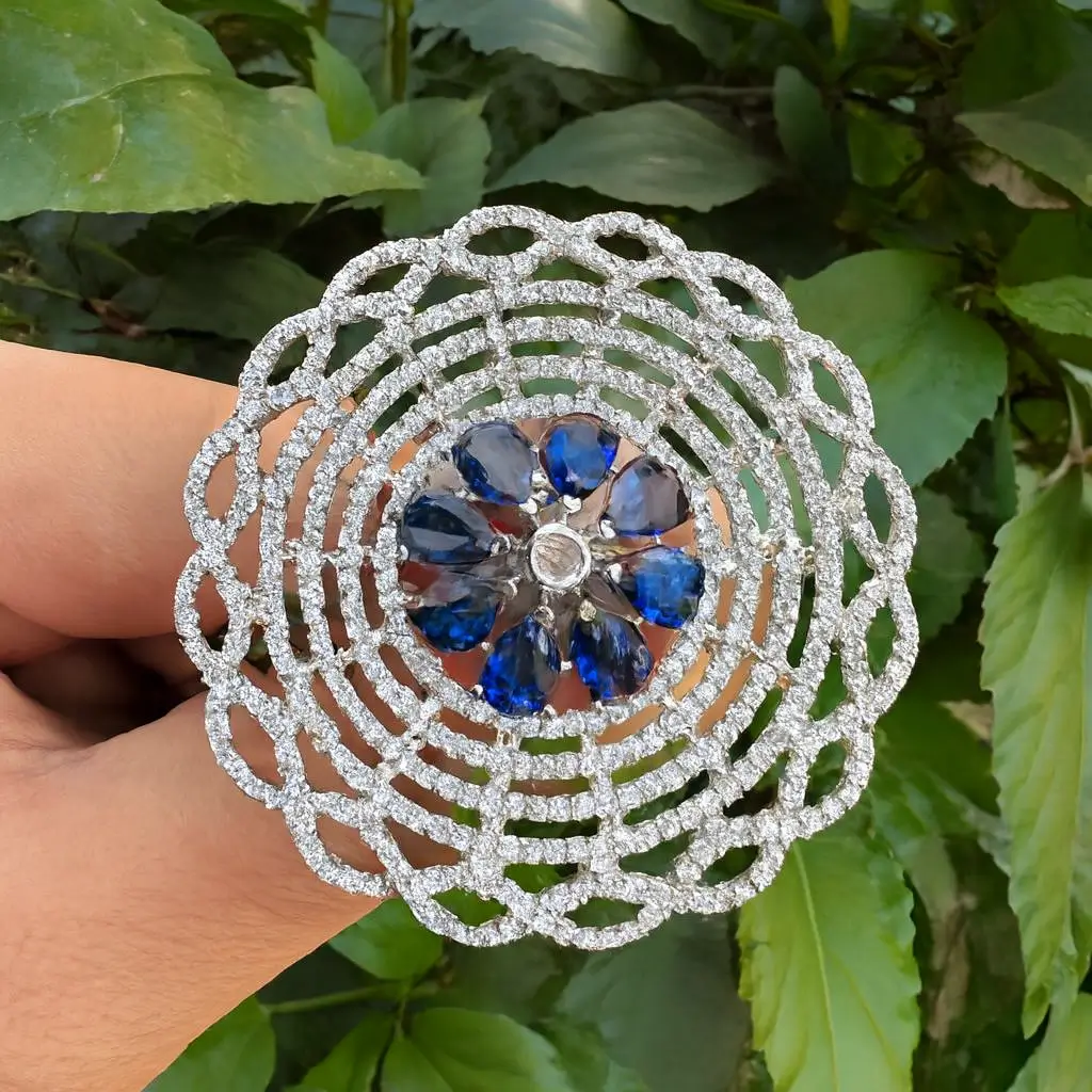 Exquisite Sapphire & Diamond Floral Finger Ring - Image 2