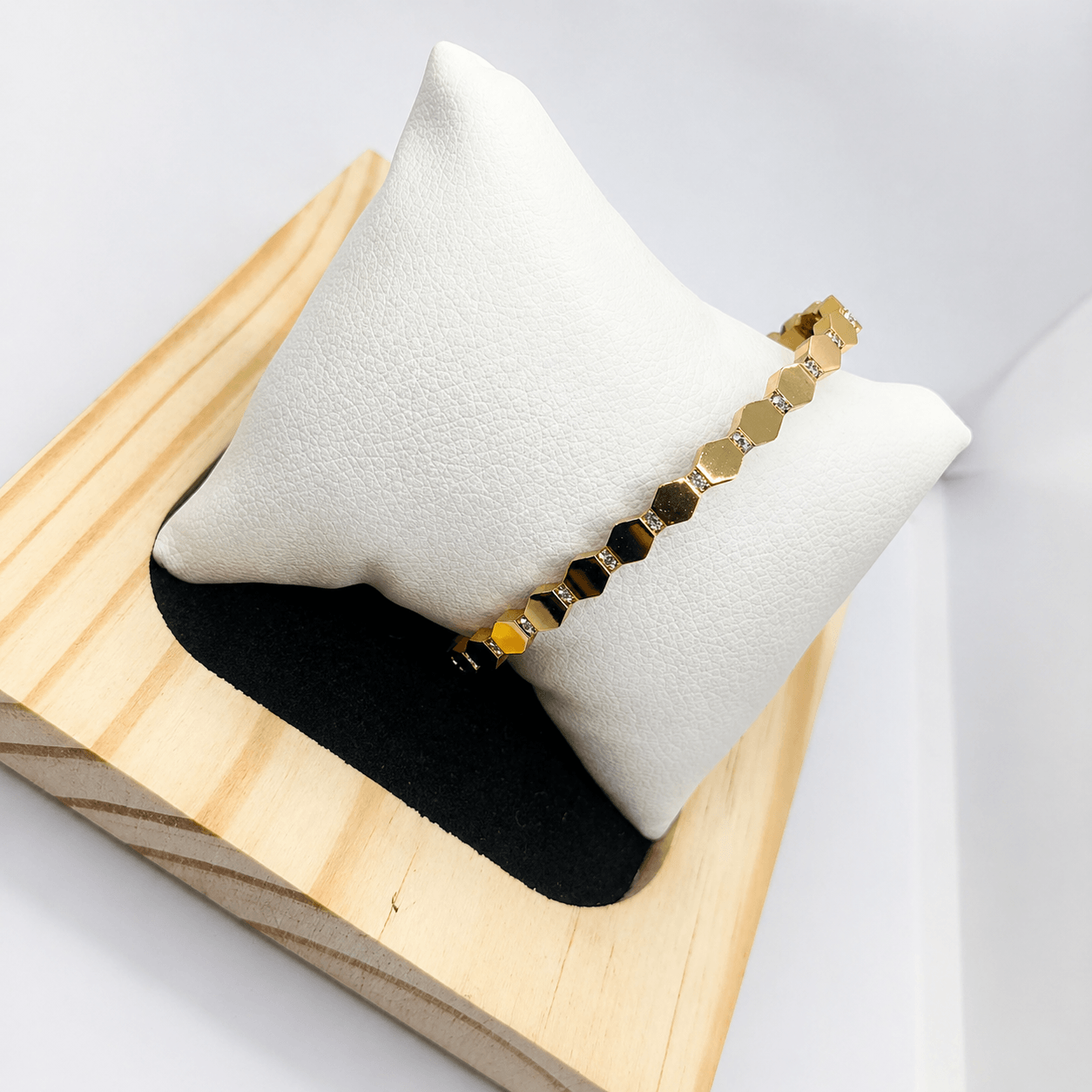 Elegant Gold Hexa-Link Bracelet for Women | Stylish Minimalist Party & Daily Wear Bracelet