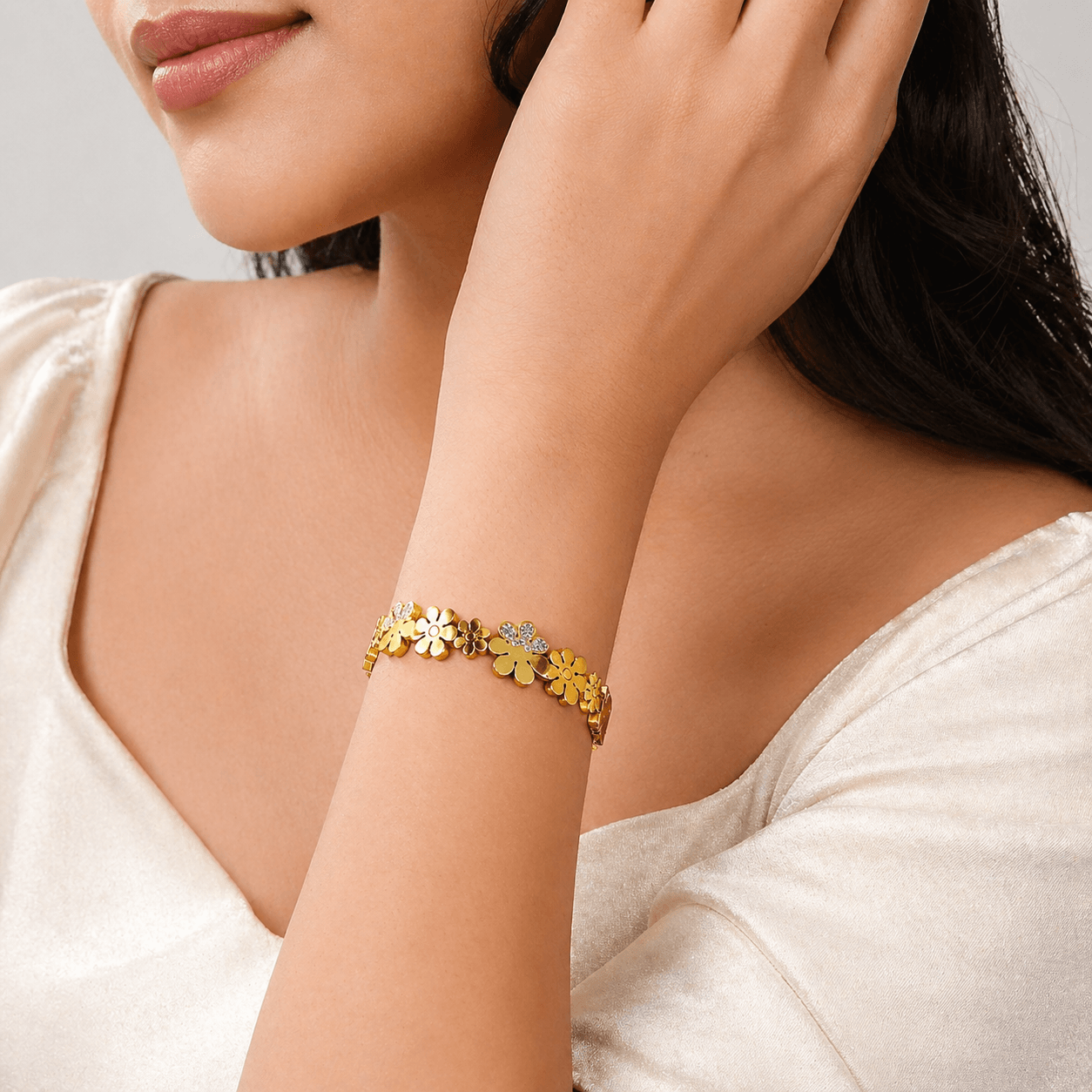 Gold Plated Floral Link Bracelet with Crystal Accents – Elegant Artificial Flower Design Bracelet - Image 3
