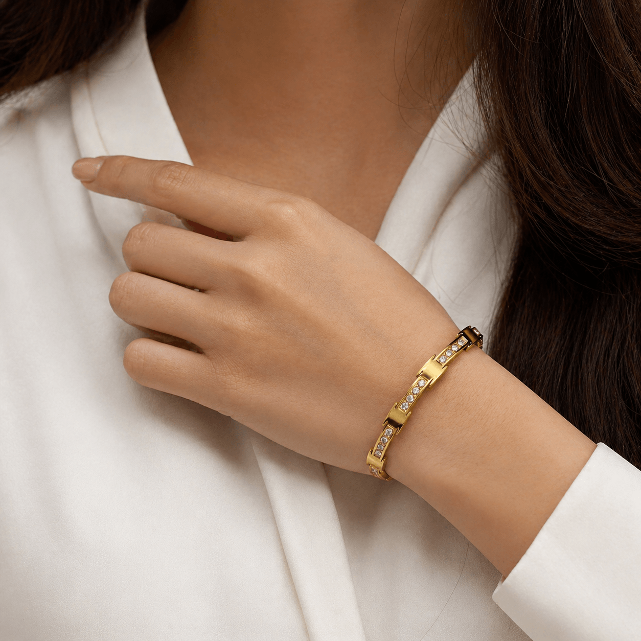 Luxury Gold-Plated Crystal Link Bracelet for Women | Stainless Steel Diamond Studded Bracelet - Image 3