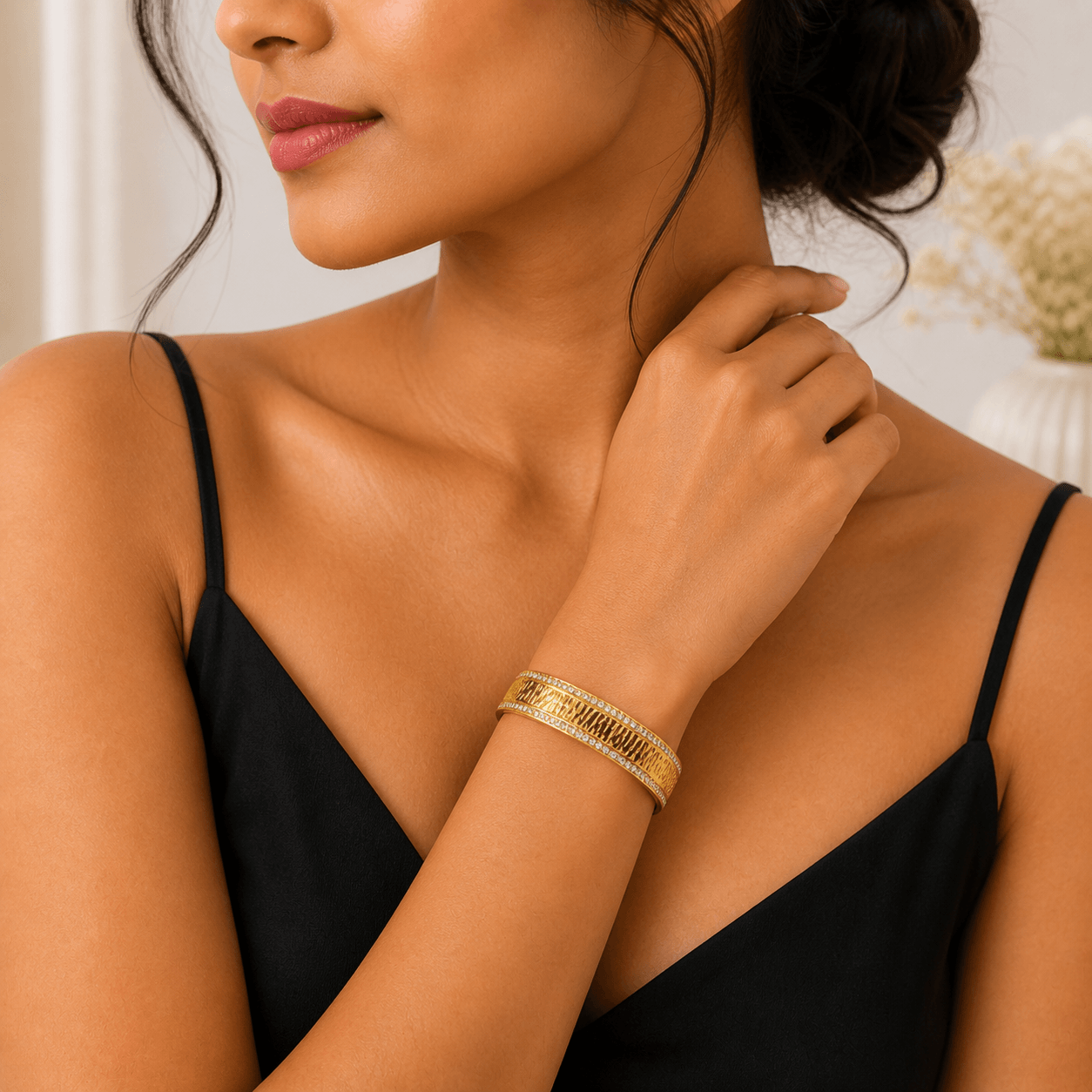 Textured Crystal Bangle Bracelet – Elegant Slim Design - Image 3