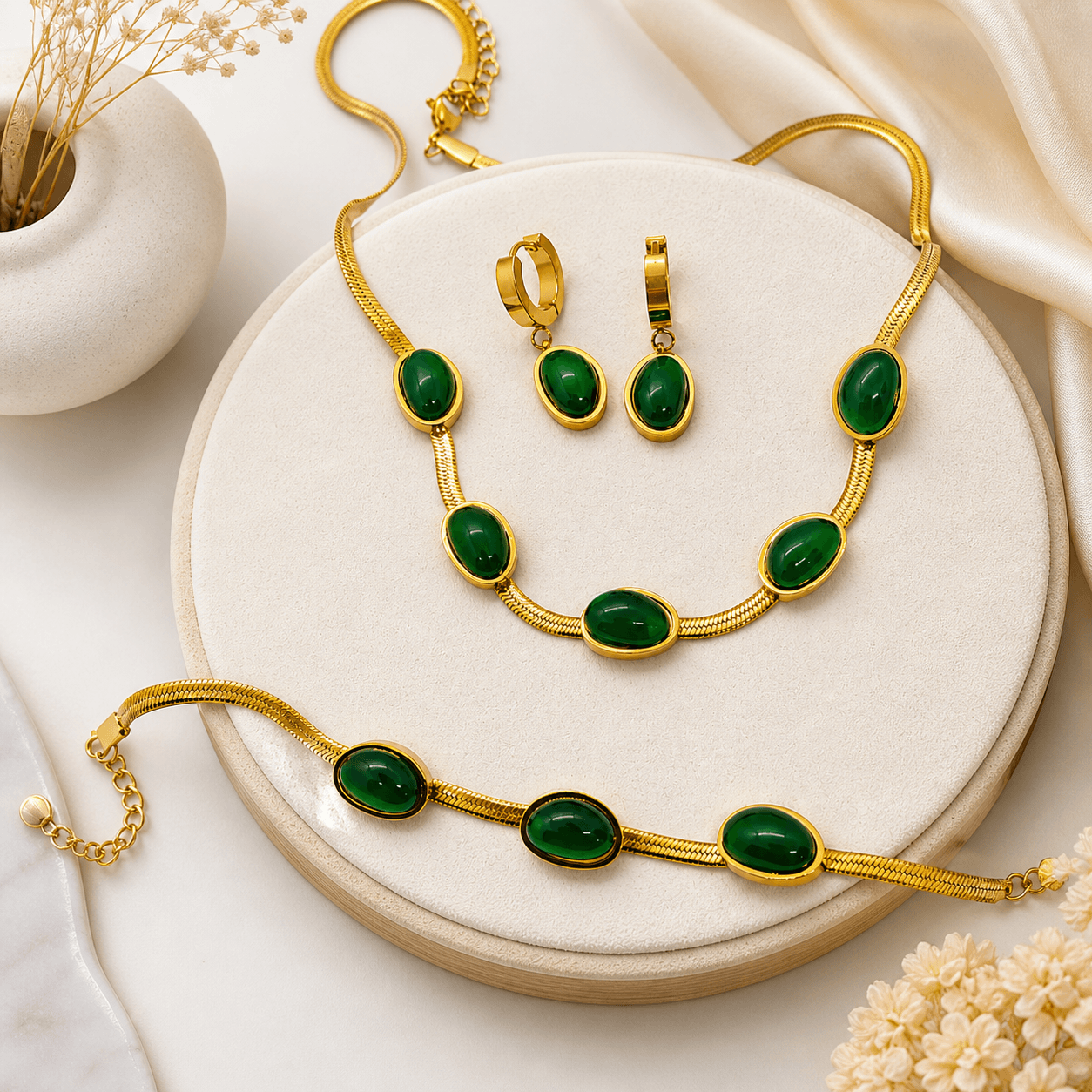 Emerald Green Oval Stone Gold-Plated Necklace Set with Earrings & Bracelet - Image 2