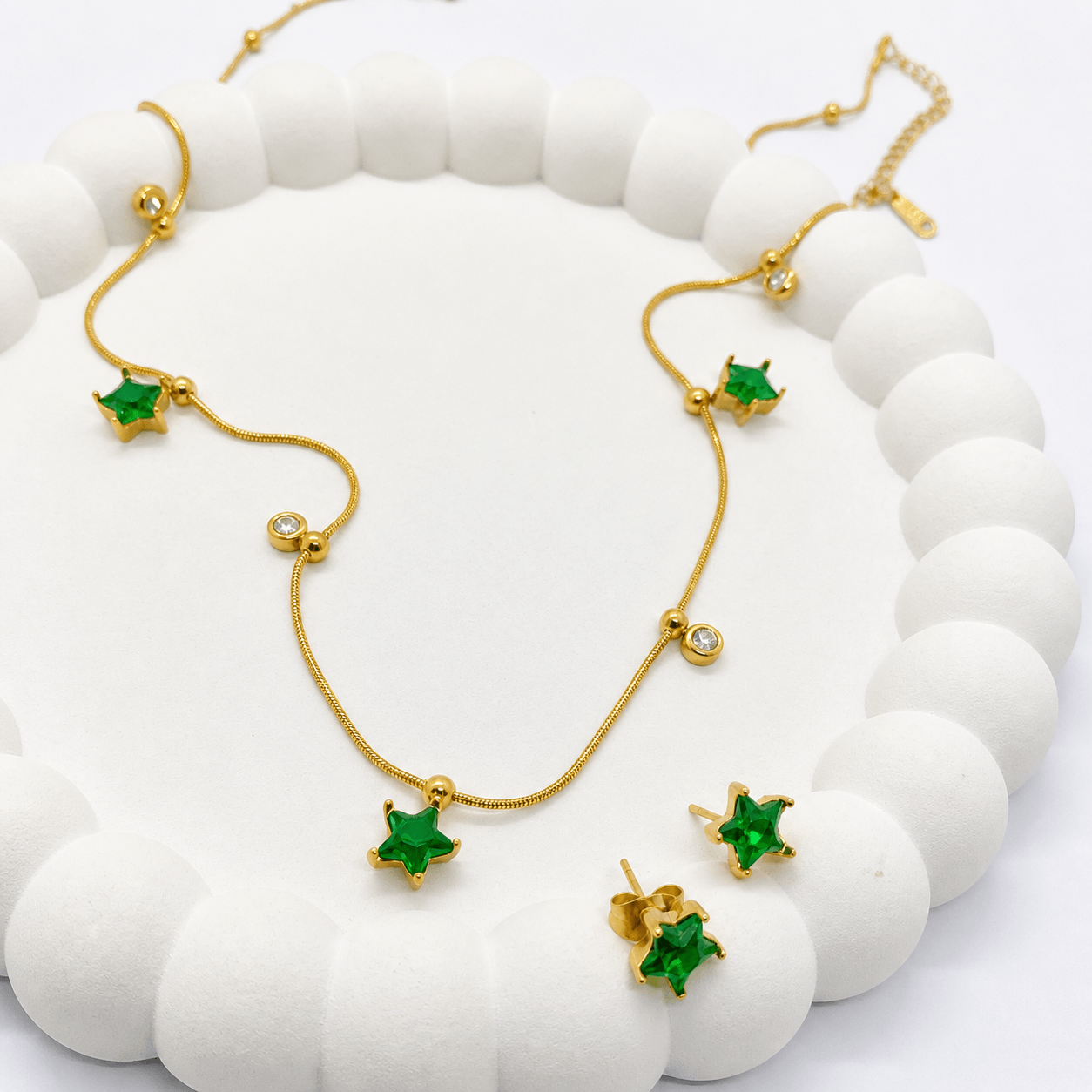 Green Star Charm Necklace & Stud Earrings Set – Elegant Gold Plated Artificial Jewelry