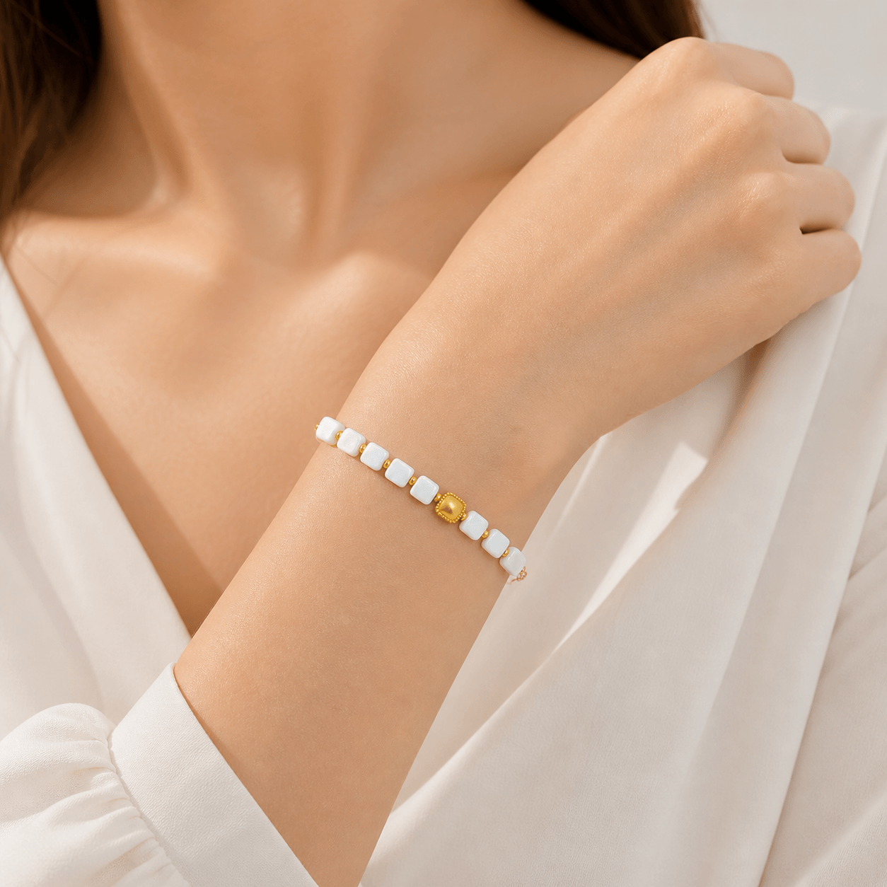 White Beaded Bracelet – Elegant Minimalist Artificial Jewelry for Women | Premium Pearl Finish Adjustable Bracelet - Image 3